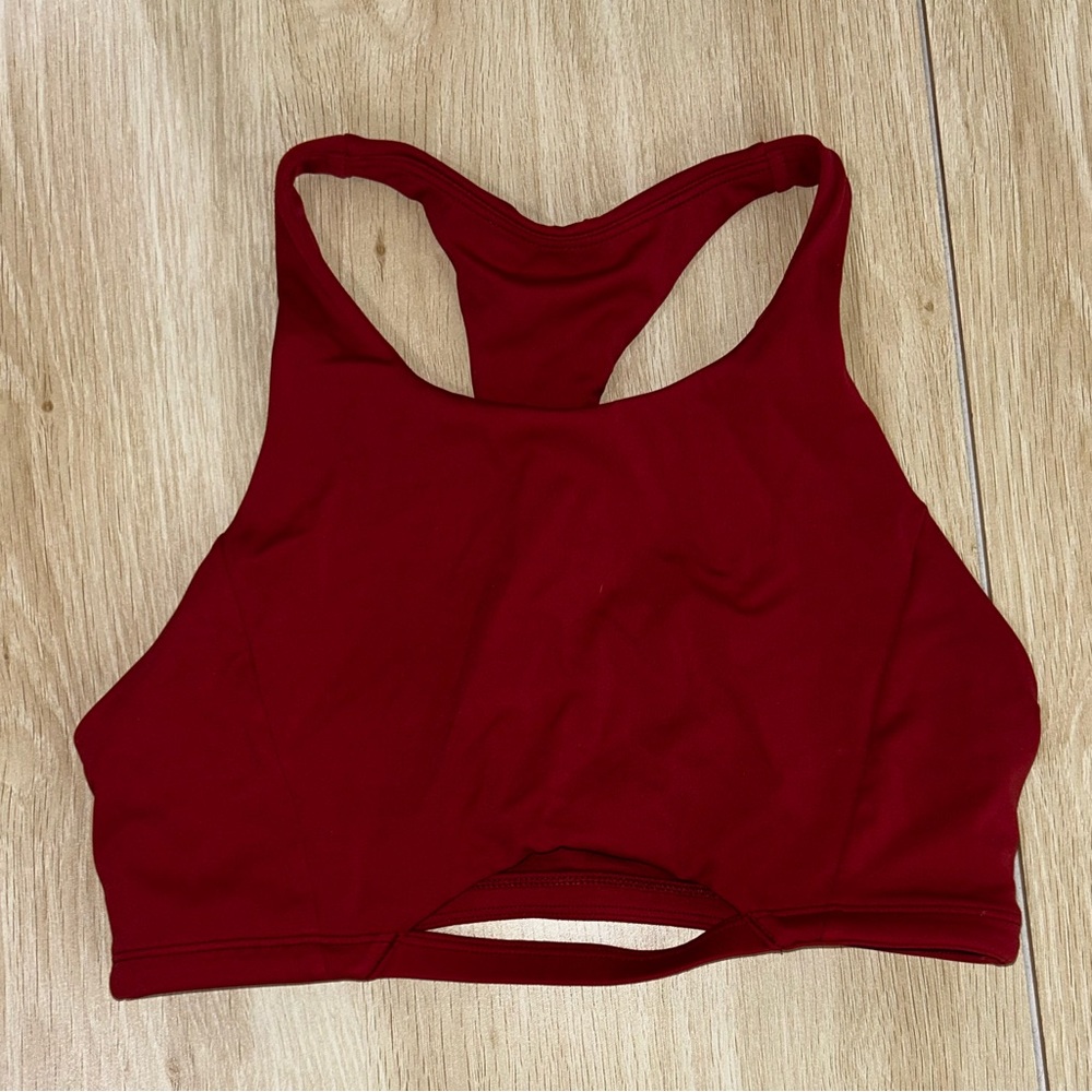 Alphalete sports bra
